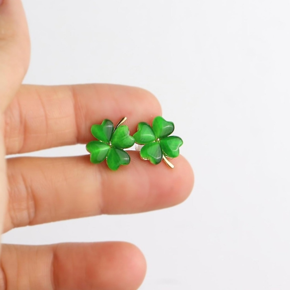 Clover earrings - Picture 2 of 3